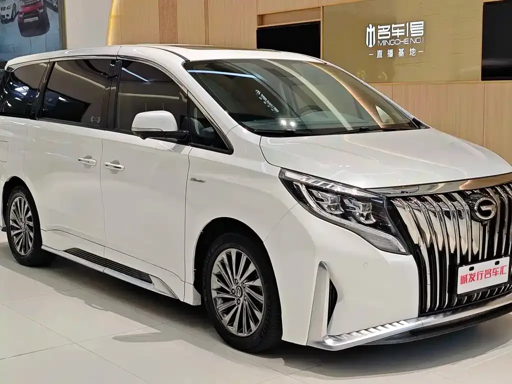 GAC Motor Trumpchi M8 — фото 10