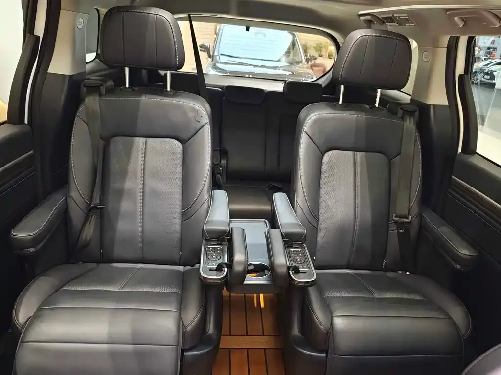 GAC Motor Trumpchi M8 — фото 8