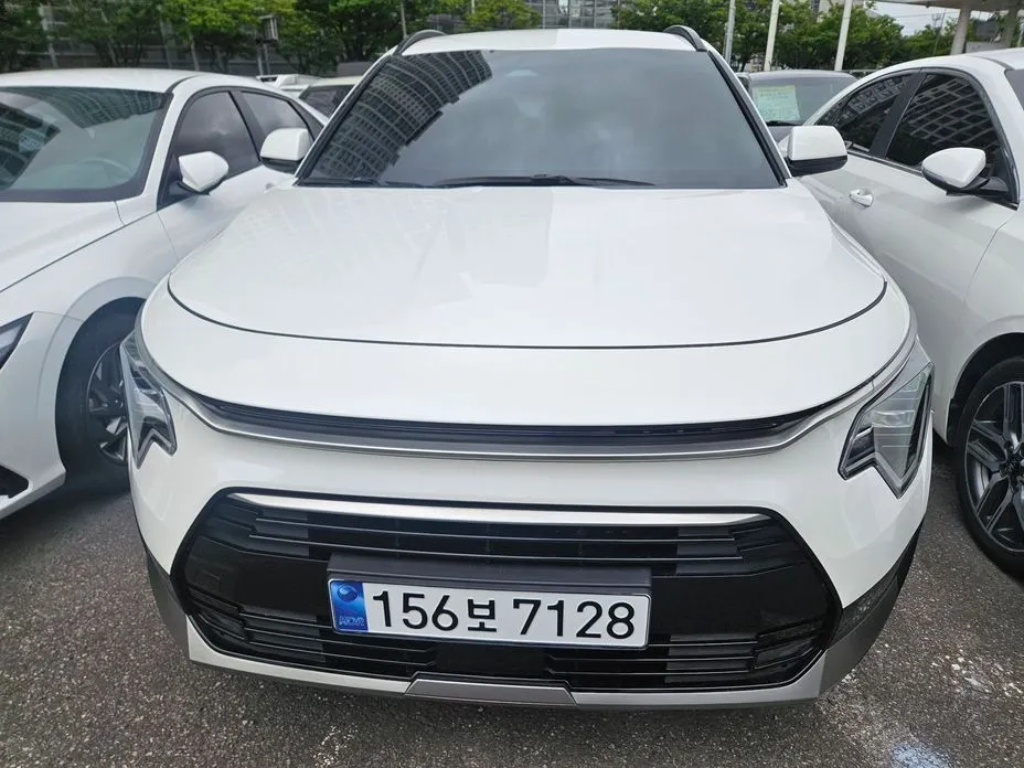 Kia Niro — фото 1
