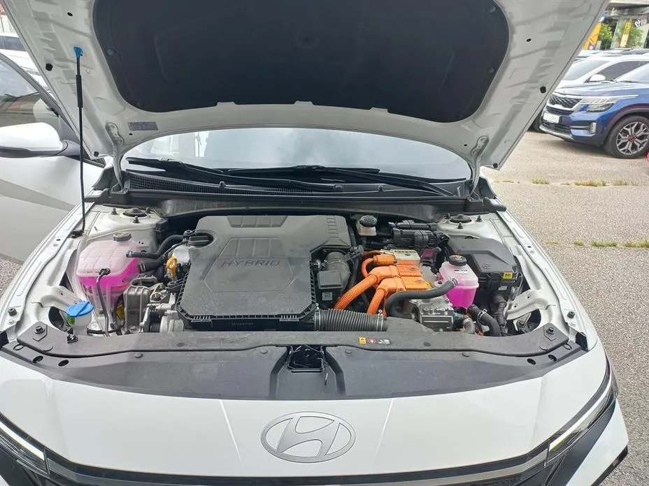 Hyundai AVANTE — фото 4
