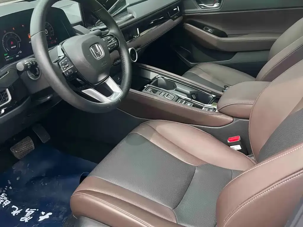 Honda Inspire PHEV 2026 из CN, фото 5