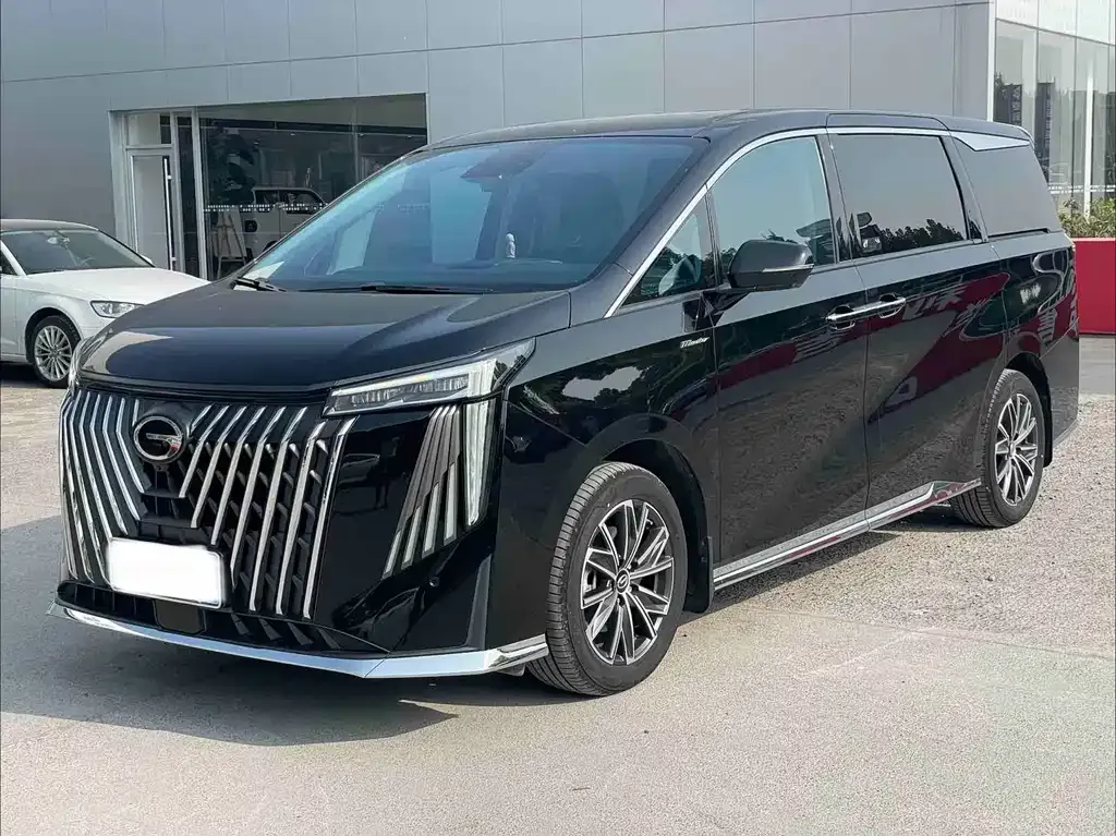 GAC Motor Trumpchi M8 — фото 1