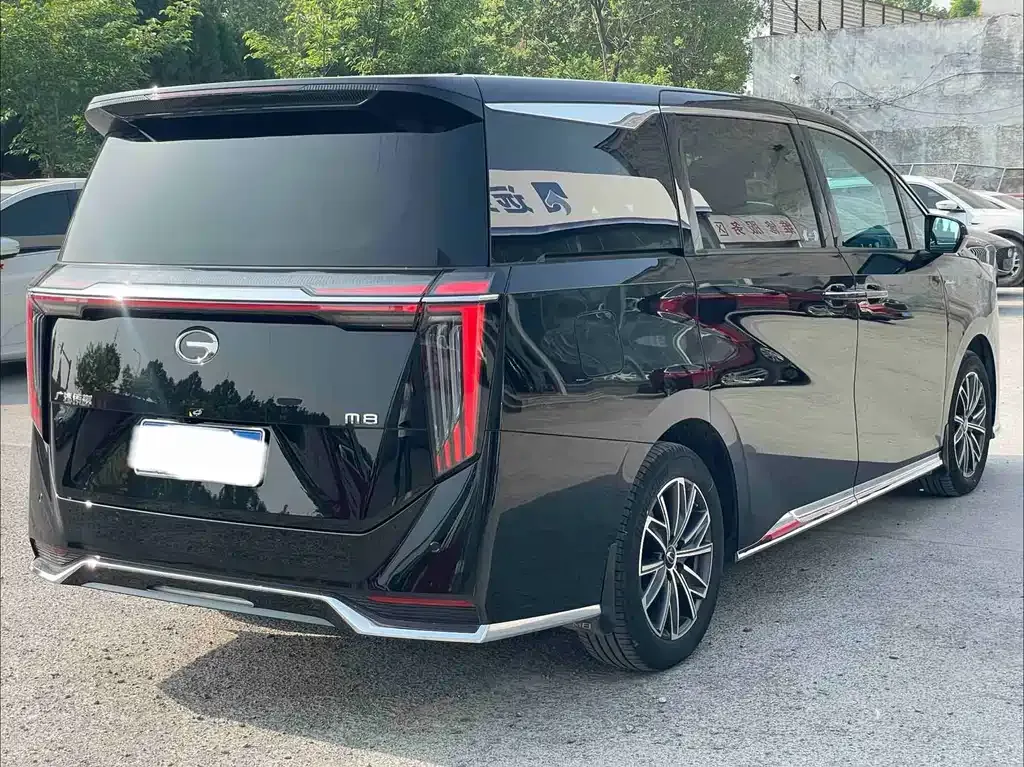 GAC Motor Trumpchi M8 — фото 10