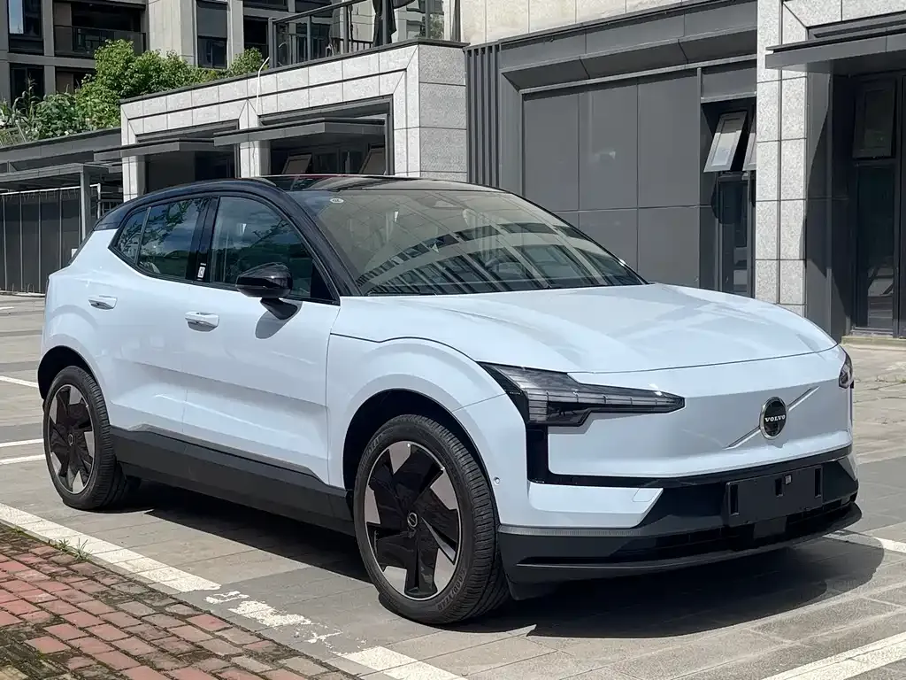 Volvo EX30 2026 из CN, фото 10