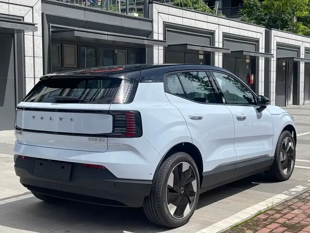 Volvo EX30 2026 из CN, фото 6