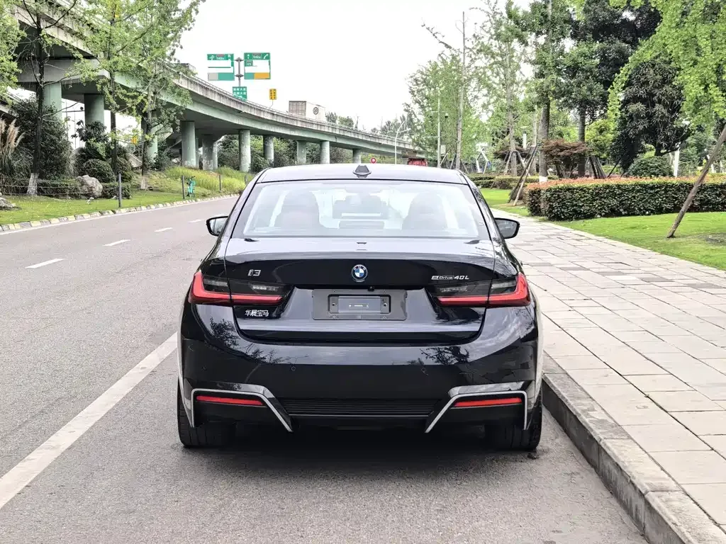 BMW i3 — фото 9