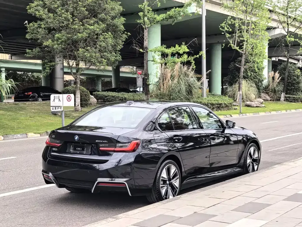BMW i3 — фото 5