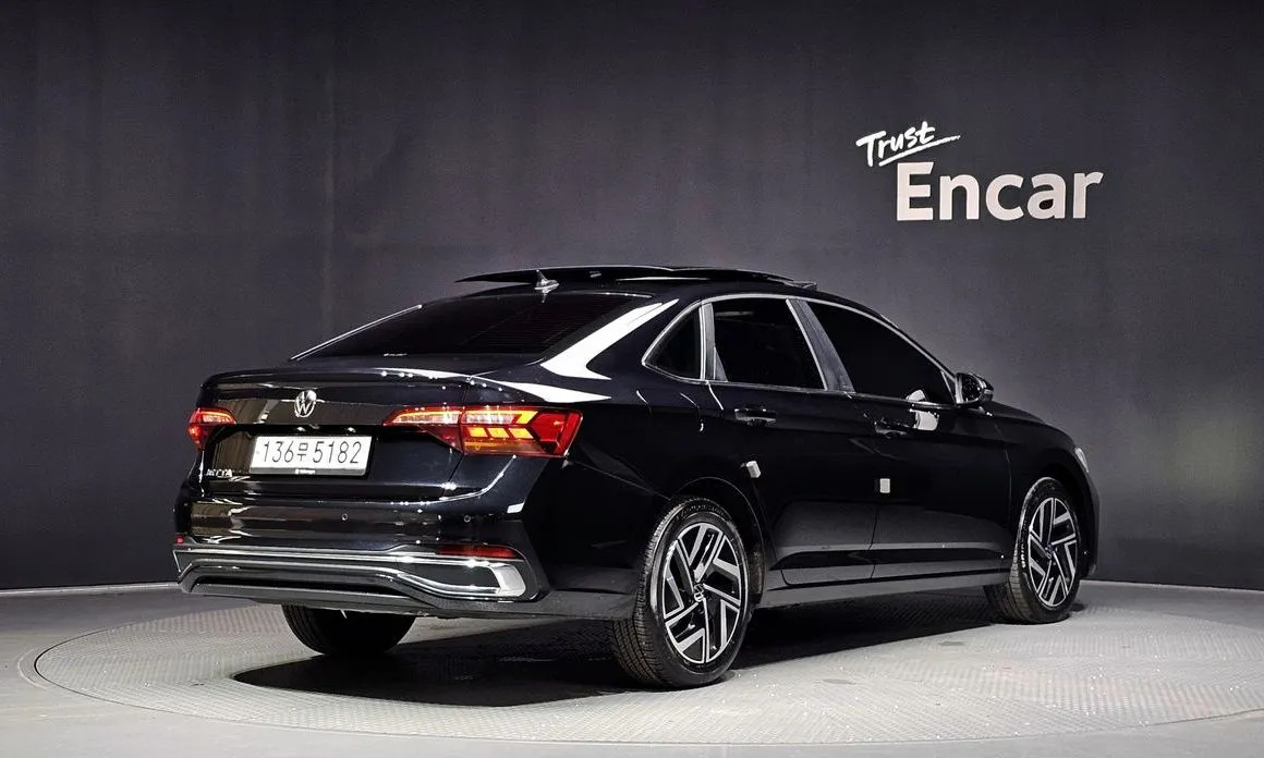 Volkswagen Jetta 2024 из KR, фото 3