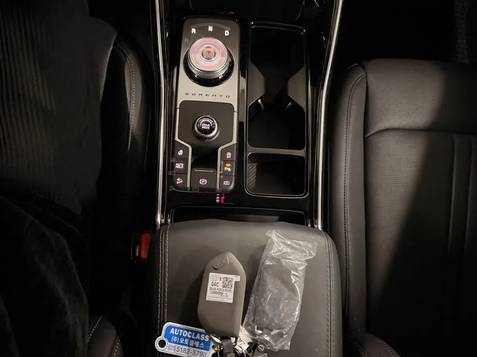Kia Sorento — фото 5