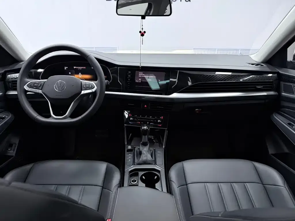 Volkswagen Passat — фото 2