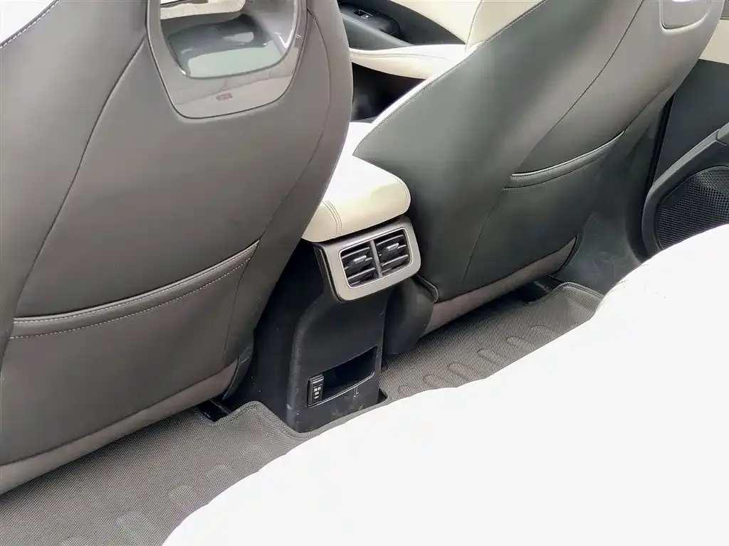 BYD Seal 06 — фото 10