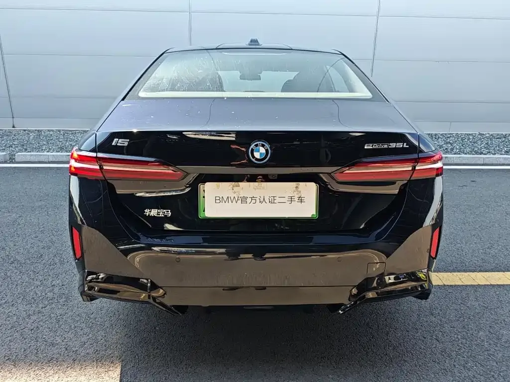 BMW i5 — фото 7