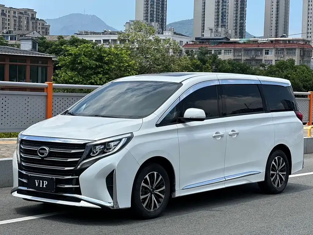 GAC Motor Trumpchi M8 — фото 1