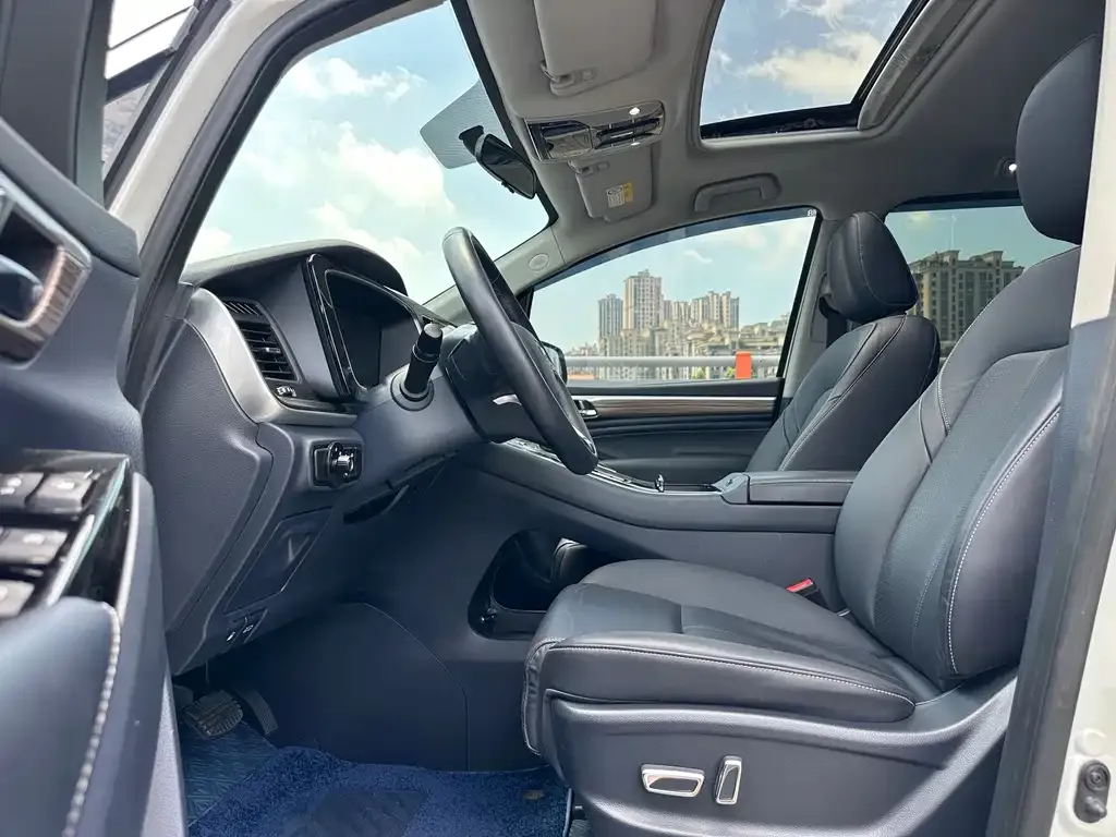 GAC Motor Trumpchi M8 — фото 9