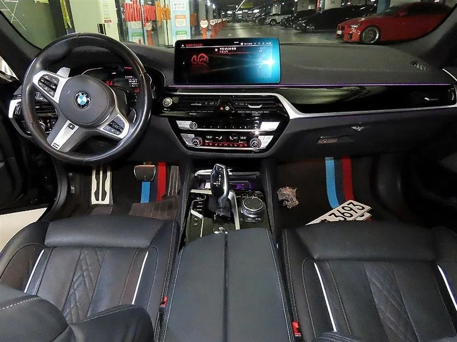 BMW 5-Series 2023 из KR, фото 10