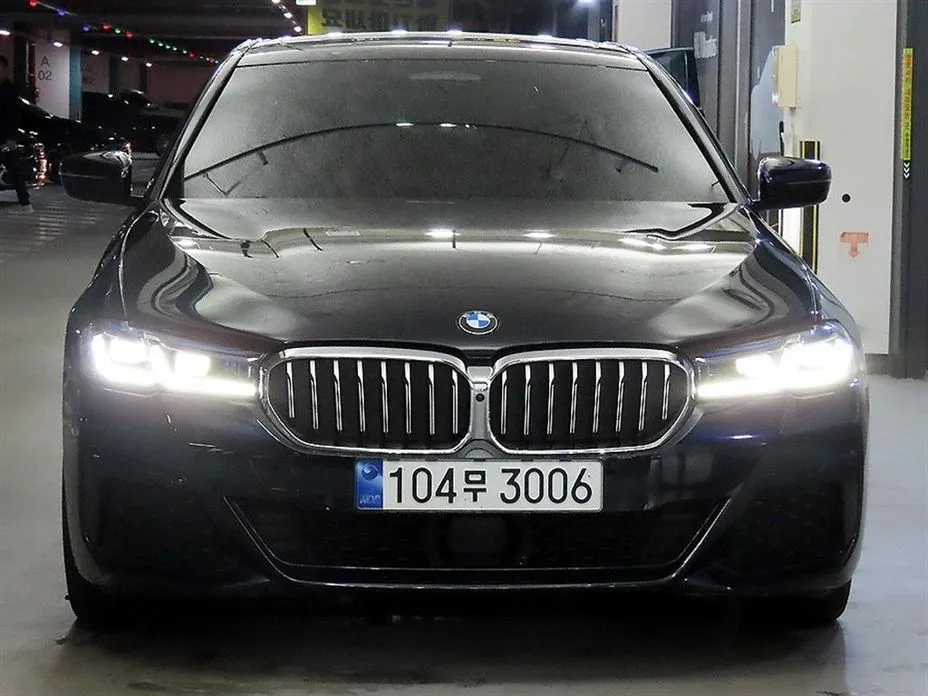 BMW 5-Series 2023 из KR, фото 4