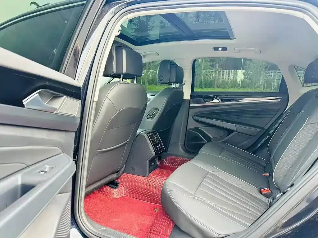 Volkswagen Passat — фото 2