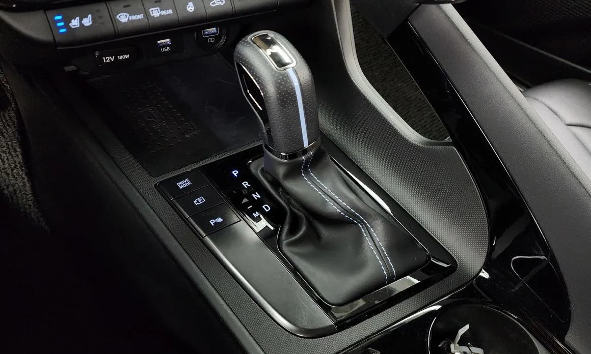 Hyundai AVANTE — фото 9