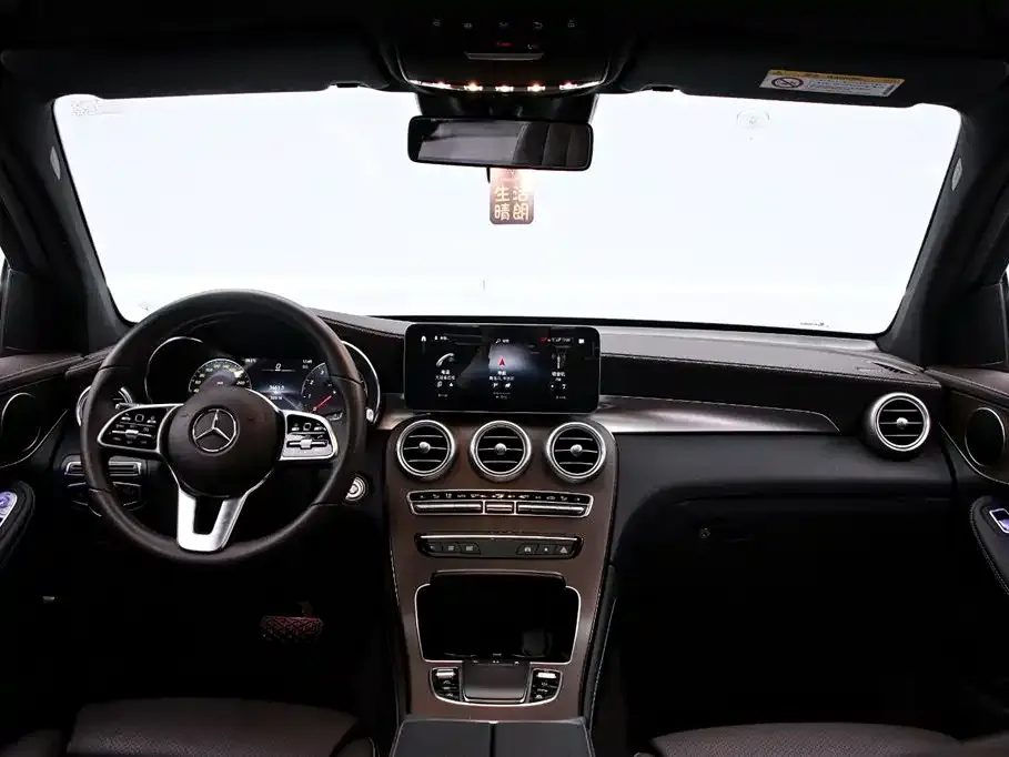 Mercedes-Benz GLC — фото 5
