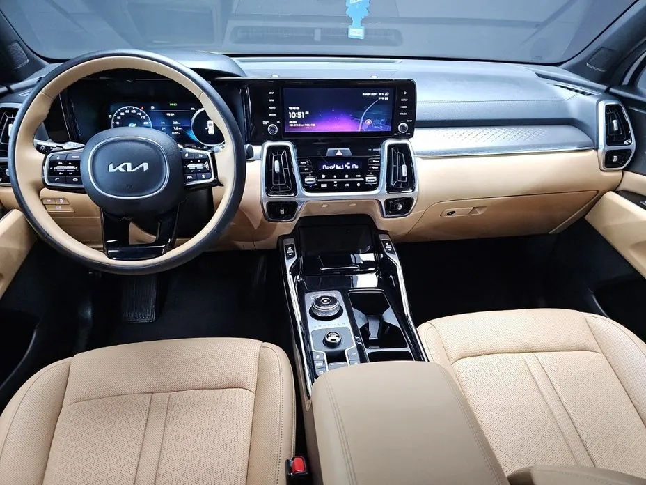Kia Sorento — фото 9