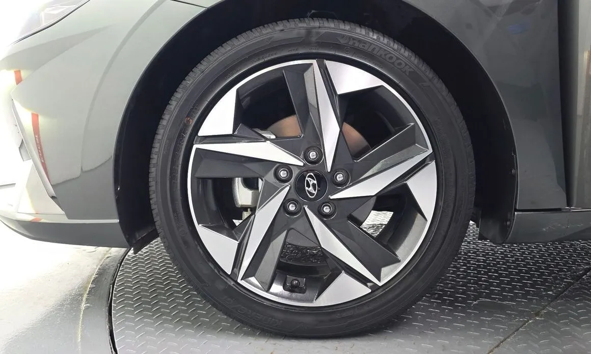 Hyundai AVANTE — фото 2