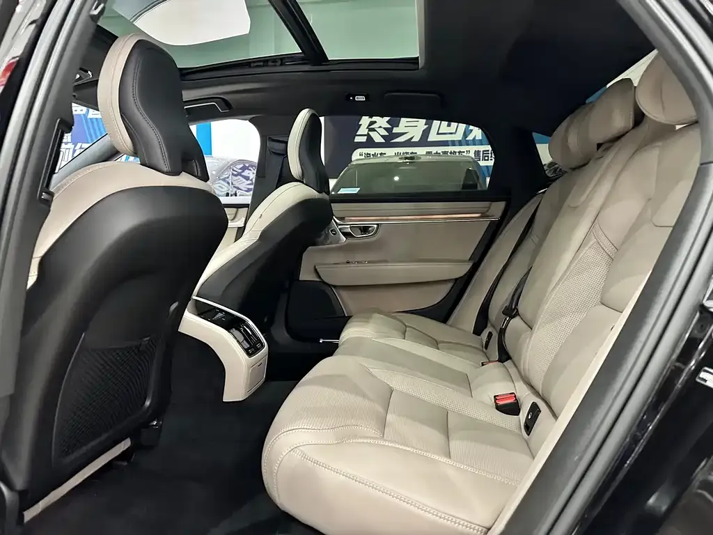 Volvo S90 — фото 2