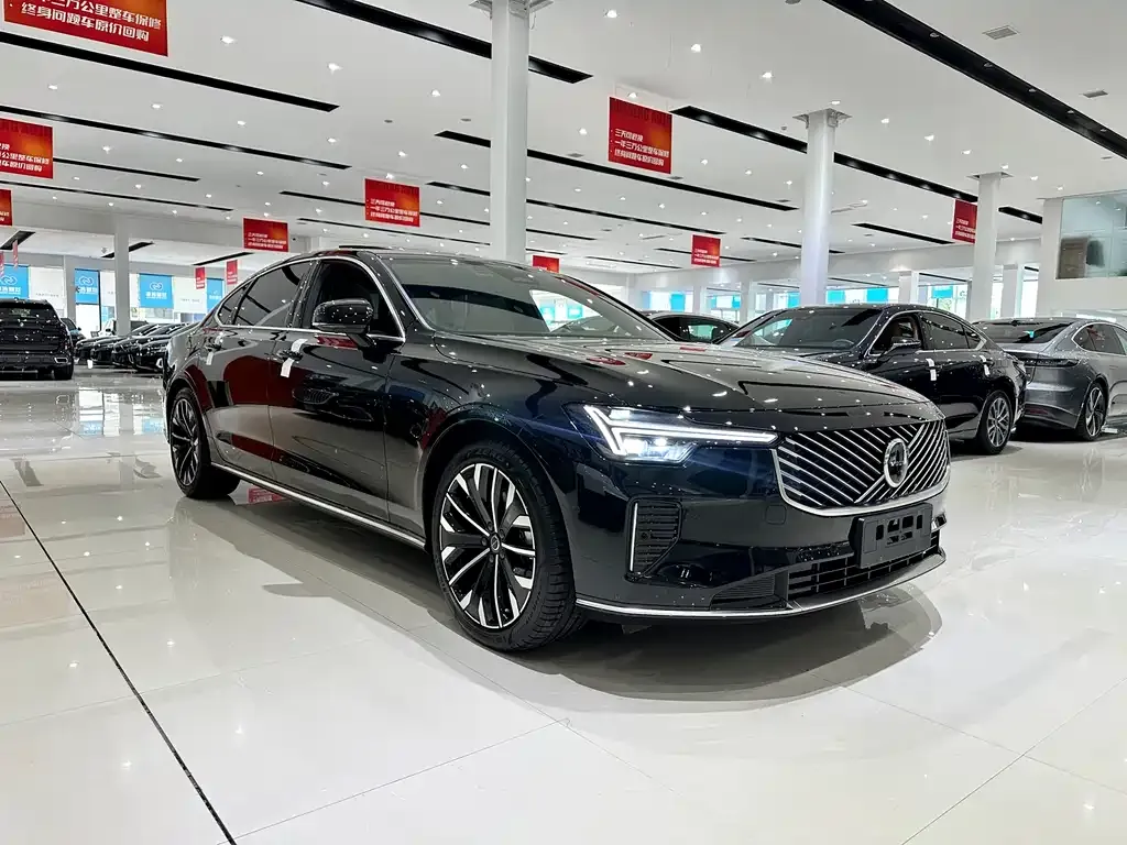 Volvo S90 — фото 5
