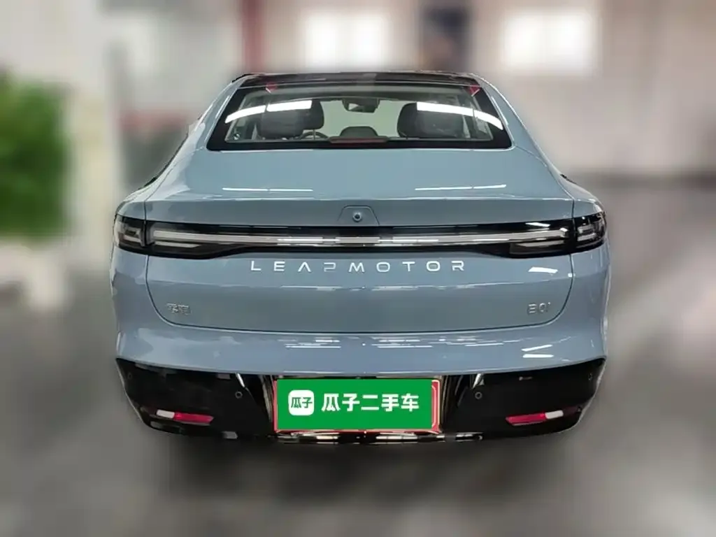 Leapmotor B01 — фото 2