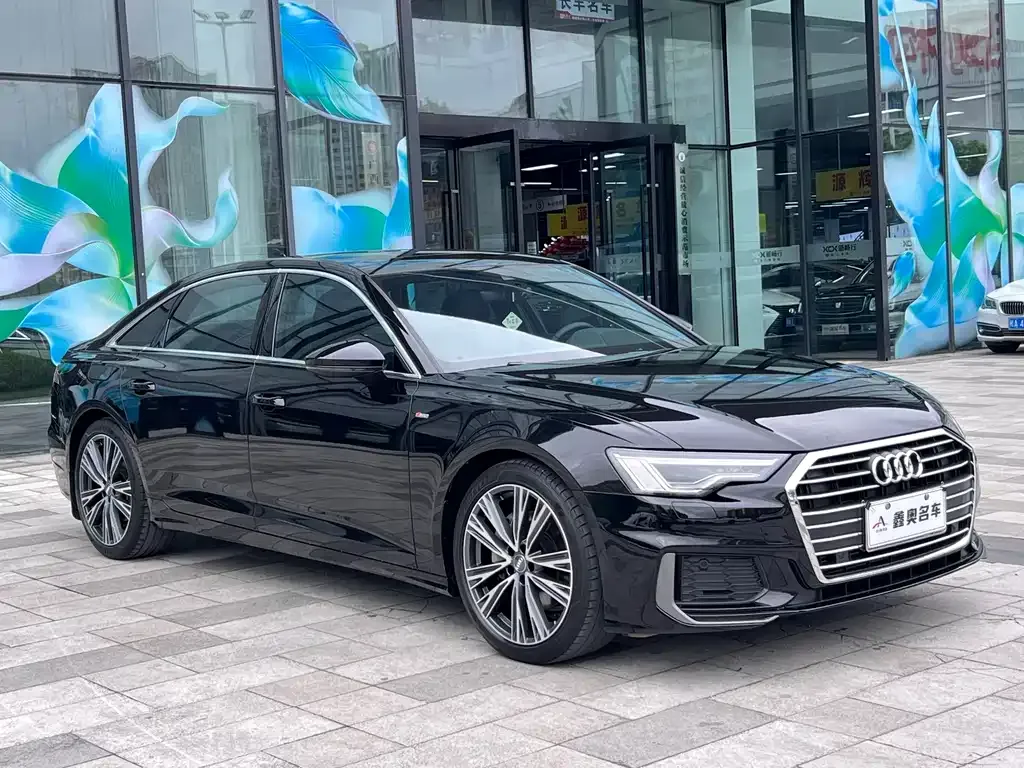 Audi A6L — фото 10