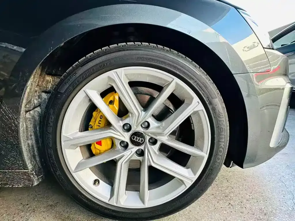 Audi A5 (Import) — фото 2