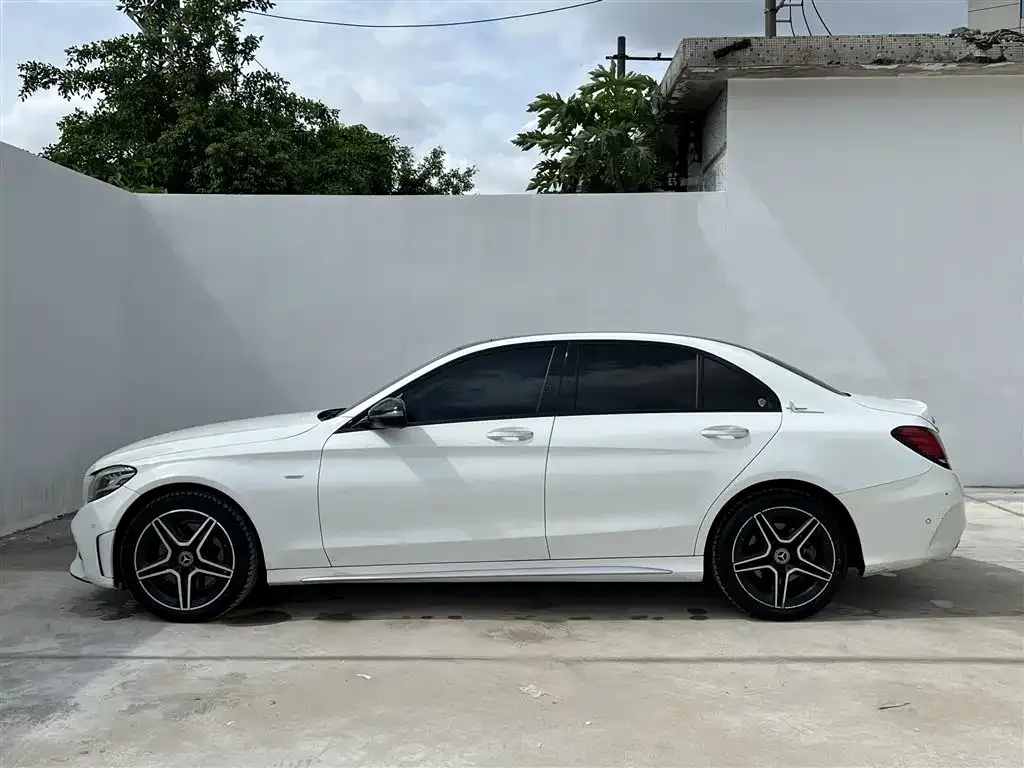 Mercedes-Benz C-Class — фото 10