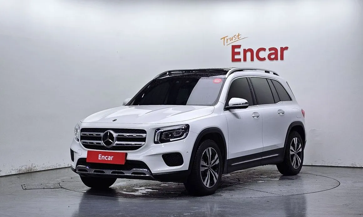 Mercedes-Benz GLB-Class — фото 1