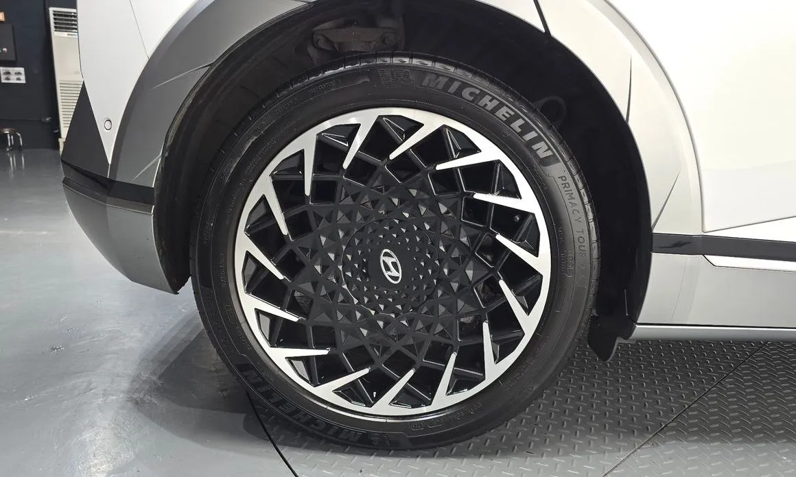 Hyundai Ioniq5 — фото 2