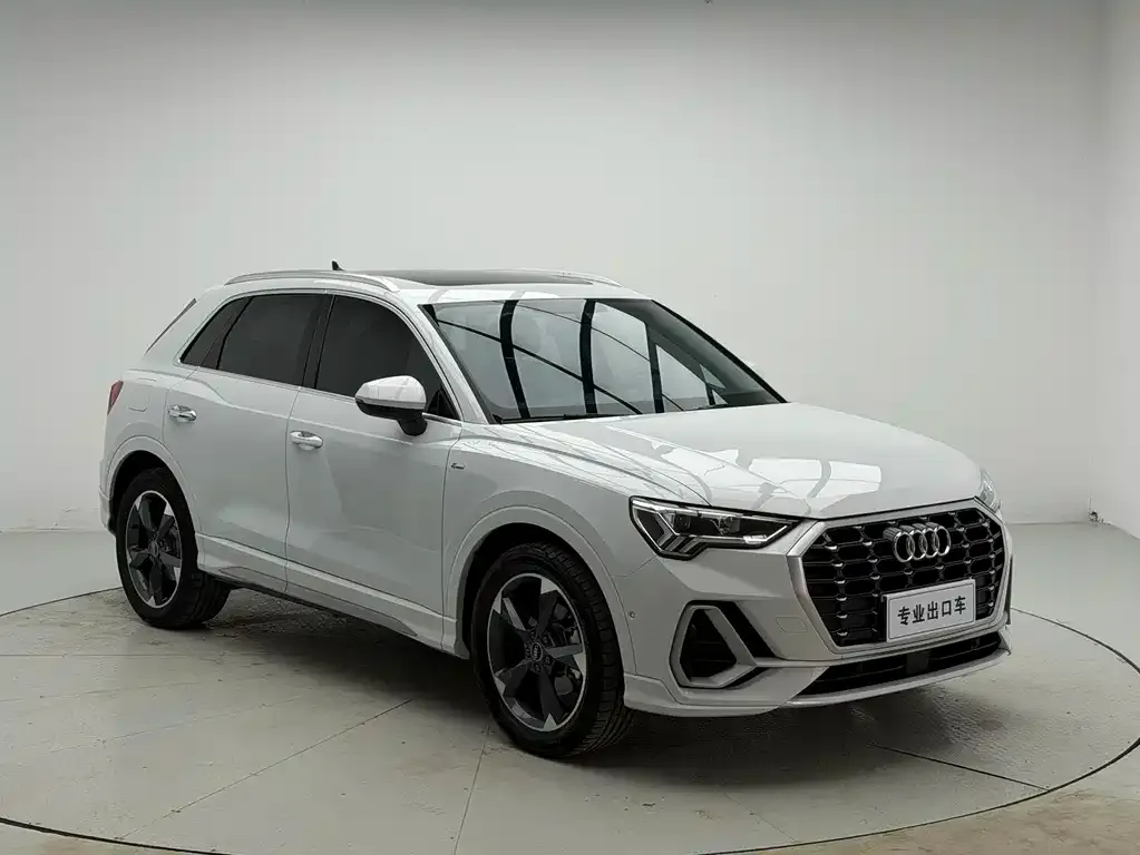 Audi Q3 — фото 7