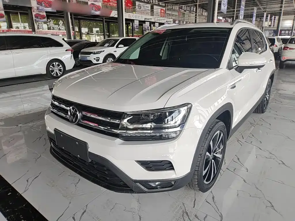 Volkswagen Tharu — фото 1