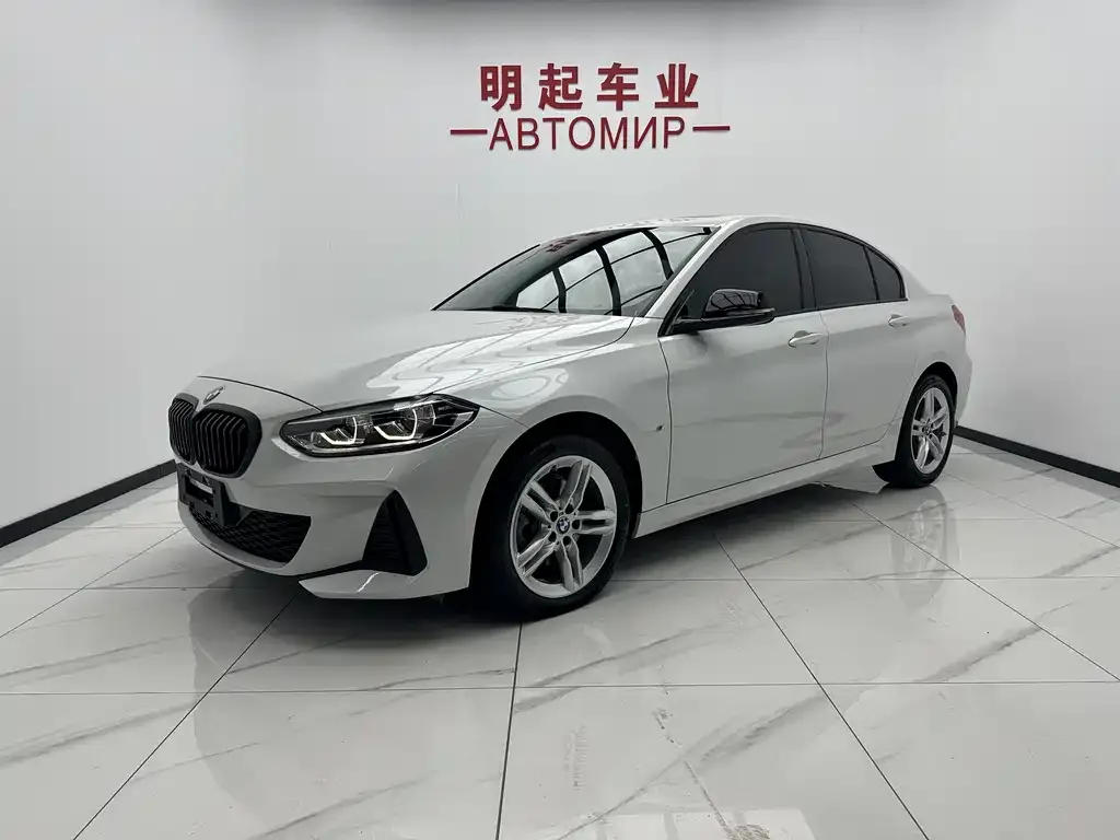 BMW 1 Series — фото 1