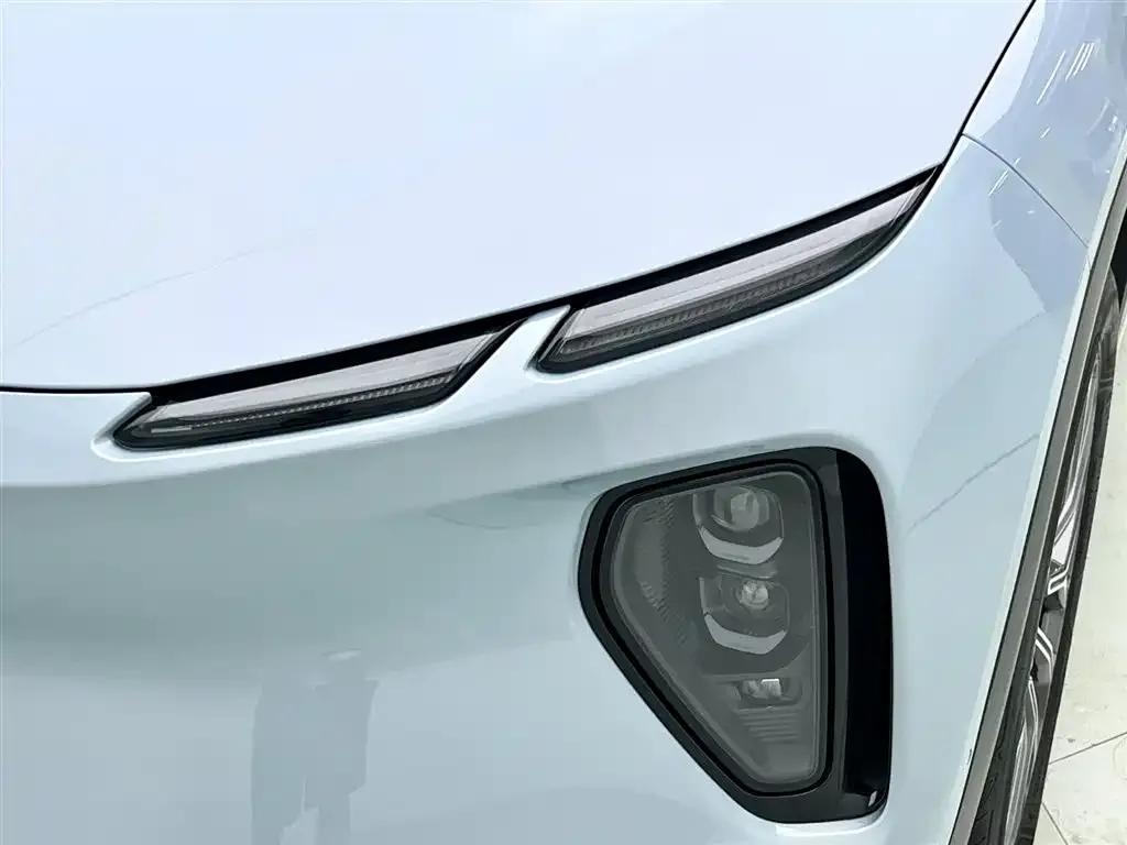 NIO EC6 — фото 2