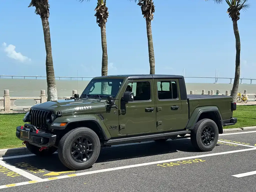 Jeep Gladiator — фото 7