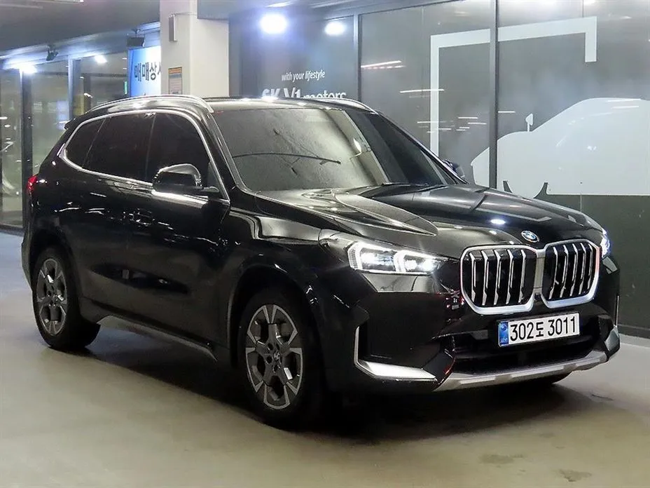 BMW X1 — фото 1