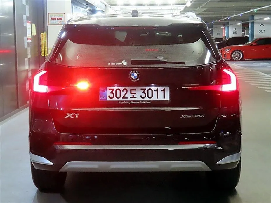 BMW X1 — фото 9