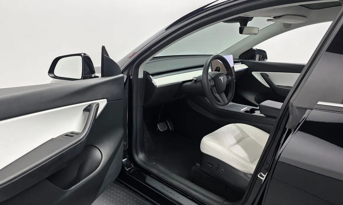 Tesla Model Y 2022 из KR, фото 8
