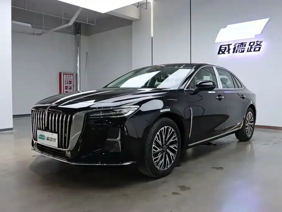 Hongqi H5 — фото 1