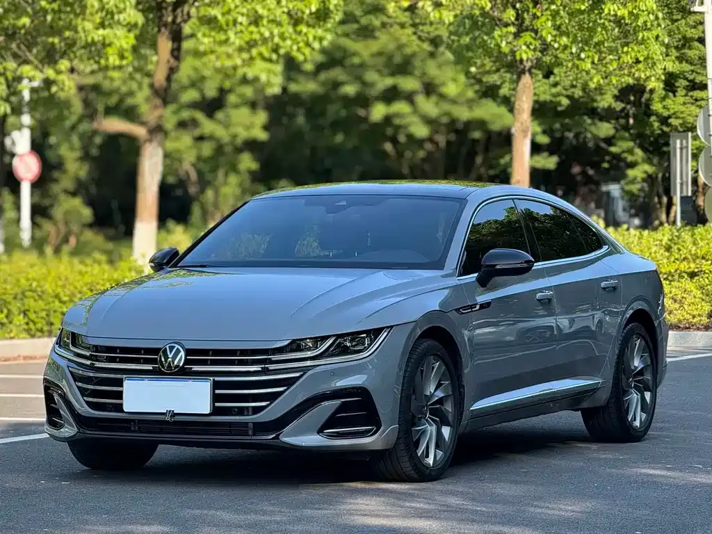 Volkswagen CC — фото 1