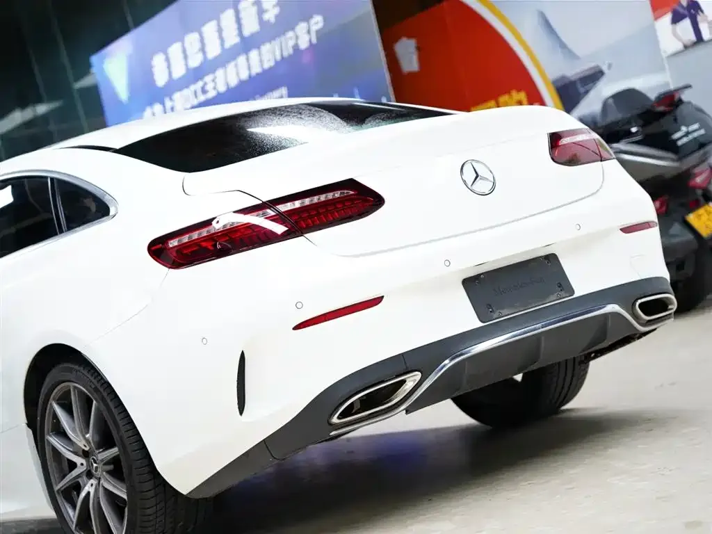 Mercedes-Benz E-Class (Import) — фото 8