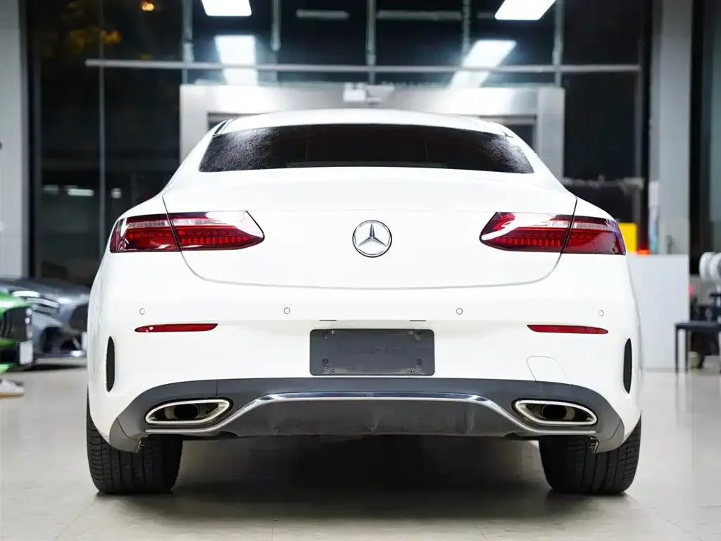 Mercedes-Benz E-Class (Import) — фото 7