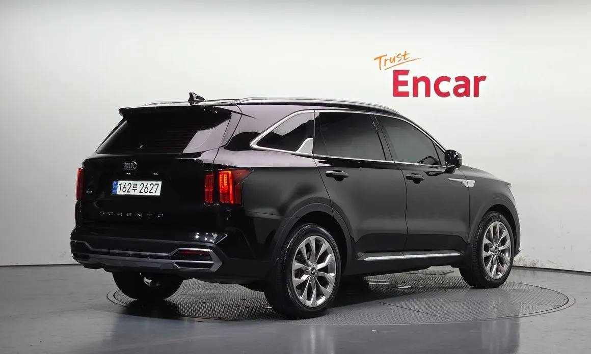 Kia Sorento — фото 4