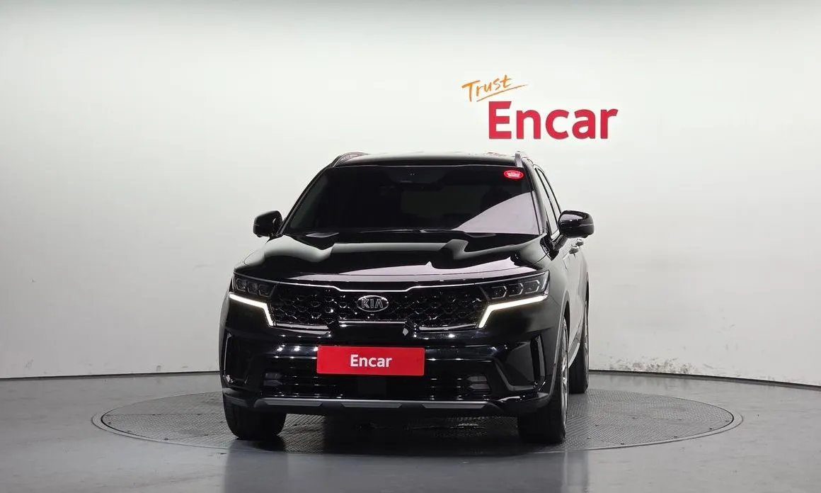 Kia Sorento — фото 6