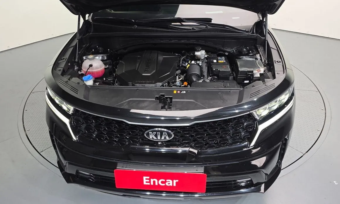 Kia Sorento — фото 8