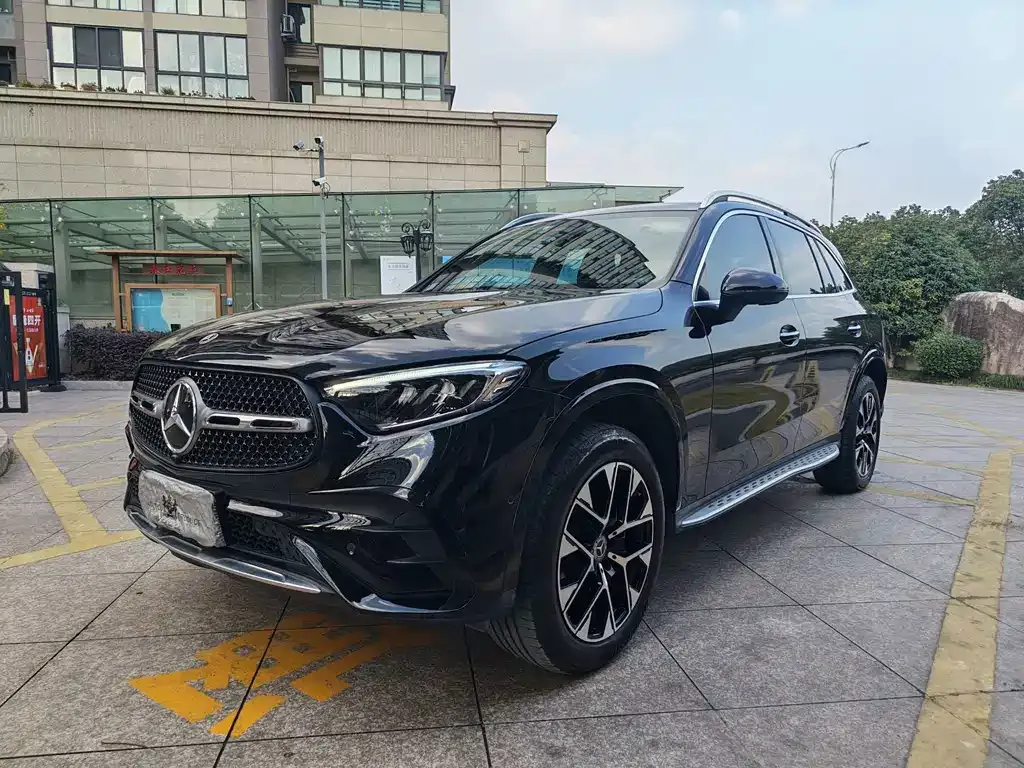 Mercedes-Benz GLC — фото 1