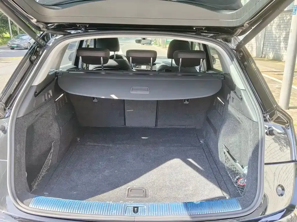 Audi Q5L 2024 из CN, фото 5
